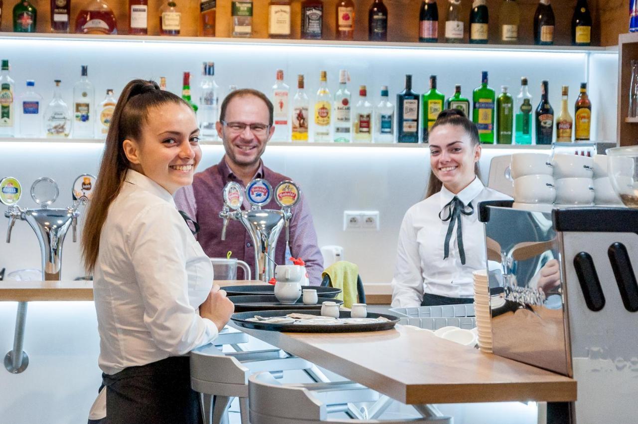 Salon Missen Hotel Trencianske Teplice Ngoại thất bức ảnh